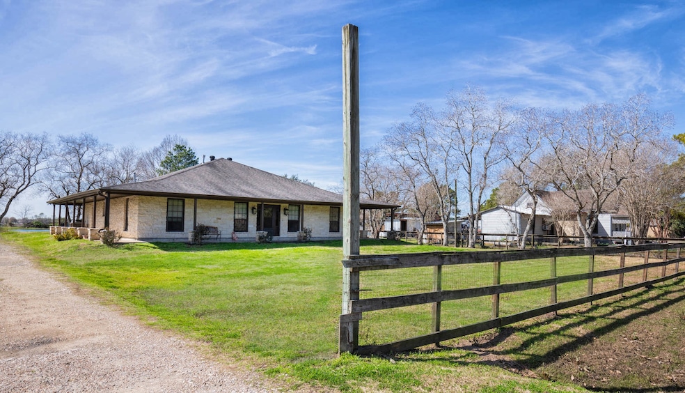 2620 Stehle Rd, Rosenberg, TX 77471 - photo 1