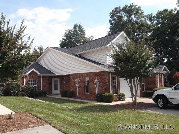 202 Forrestwood Ct, Hendersonville, NC 28792 - photo 1