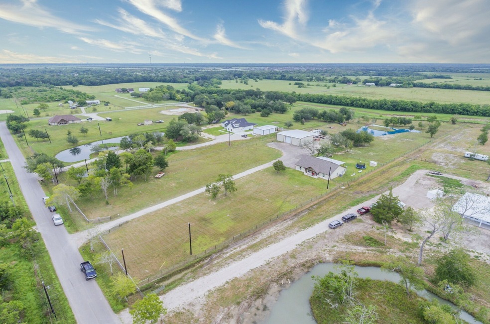 1755 Rymal Rd, Alvin, TX 77511 - photo 1