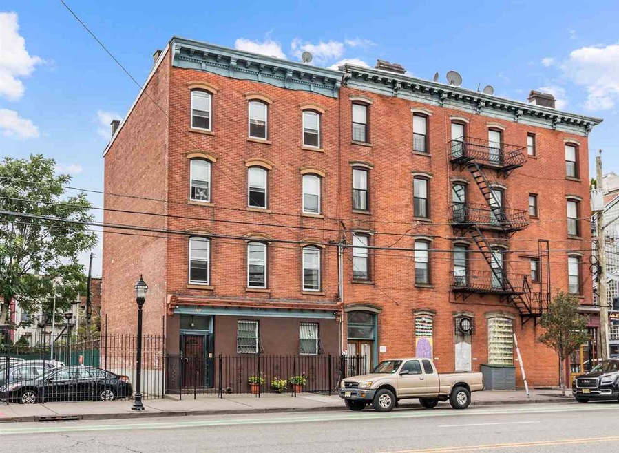 203 Columbus Dr, Jersey City, NJ 07302 - photo 1