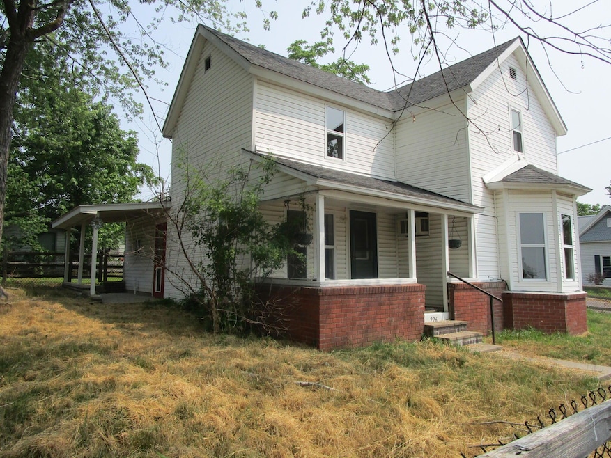 House in Town for Sale