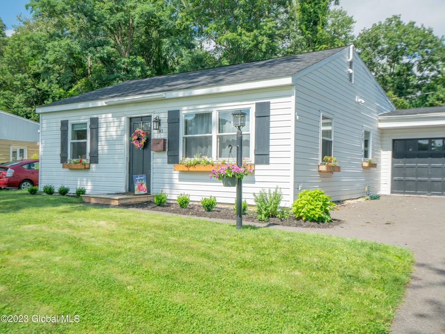 43 Vics Ct, Albany, NY 12205 - photo 1