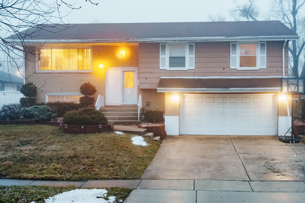 17120 Magnolia Dr, Hazel Crest, IL 60429 - photo 1