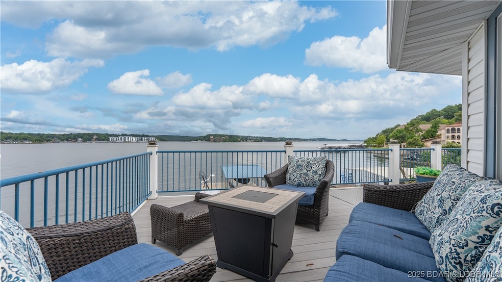 For Sale $925,000 • Co-Listing Agent