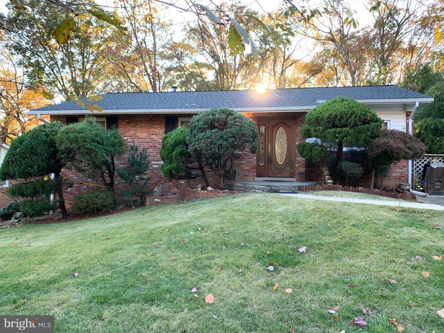 1723 Evelyn Dr, Rockville, MD 20852 - photo 1