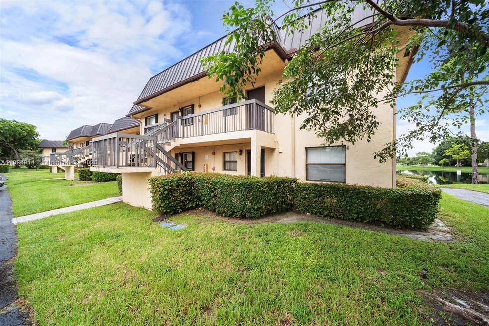 9258 NW 1st St unit 206, Pembroke Pines, FL 33024 - photo 1