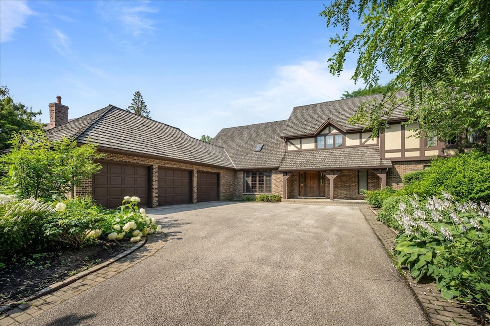 Sold $1,125,000 • Co-Listing Agent