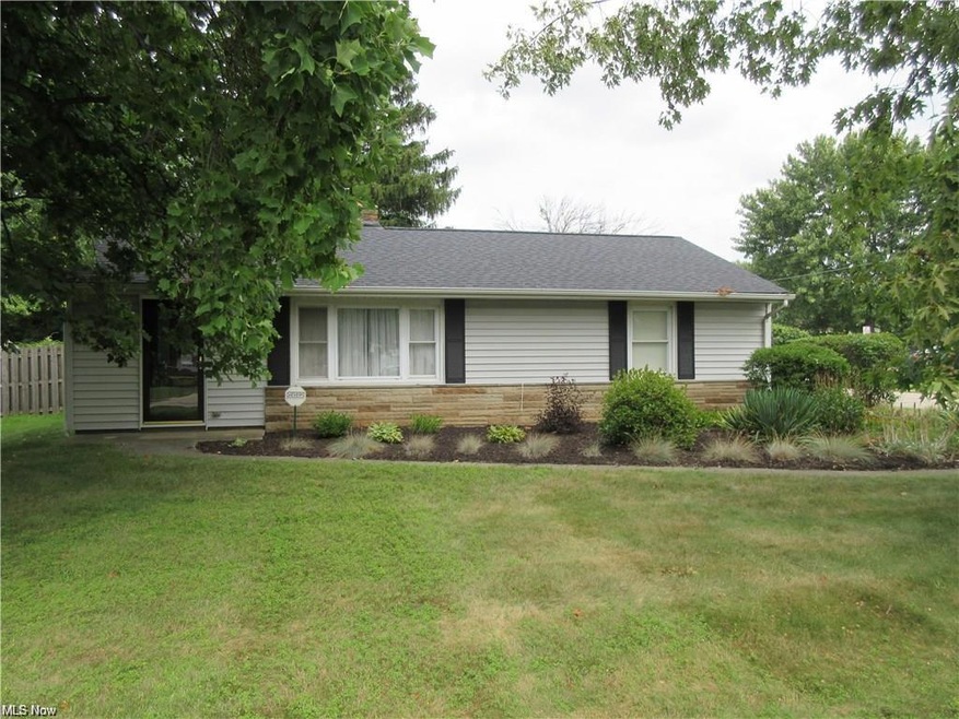 2151 Rockefeller Rd, Wickliffe, OH 44092 - photo 1