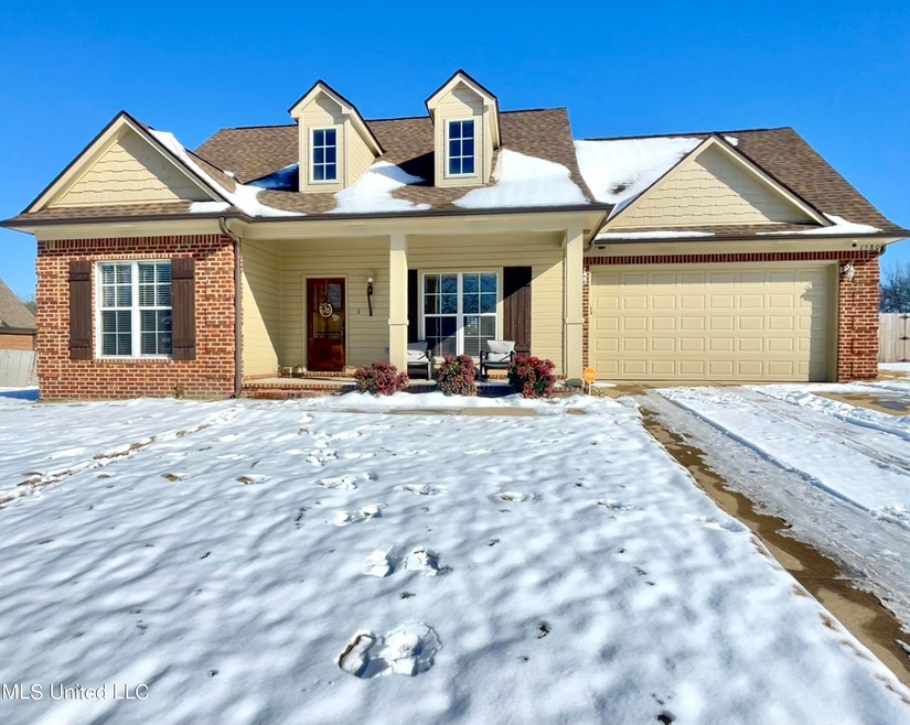 1580 Hernando Pointe Cove S, Hernando, MS 38632 - photo 1