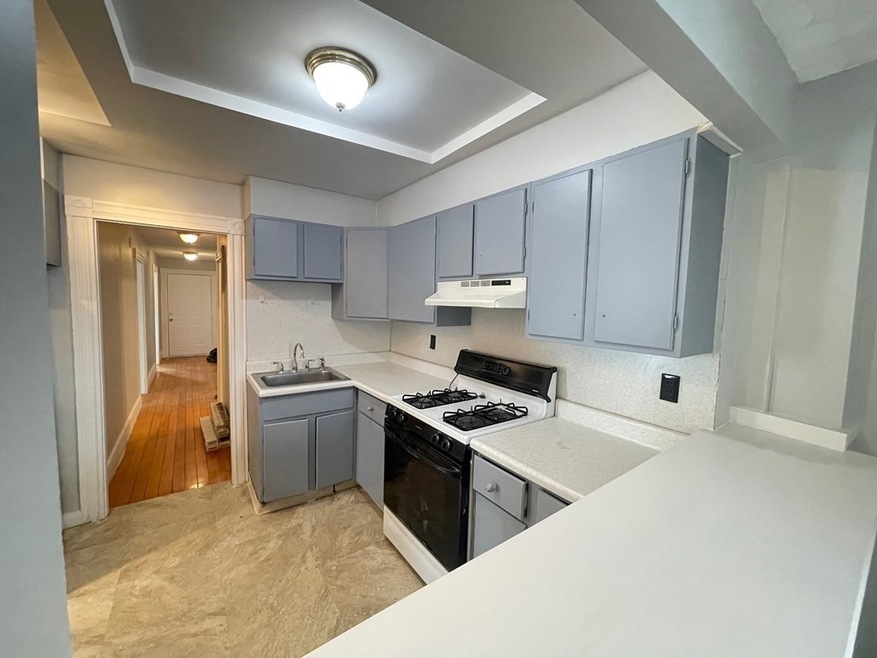 254 Ferry St unit 1, Everett, MA 02149 - photo 1