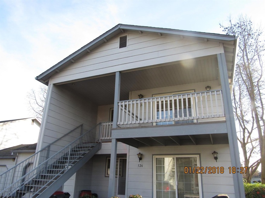 528 Village Dr unit C12, Central Point, OR 97502 - photo 1