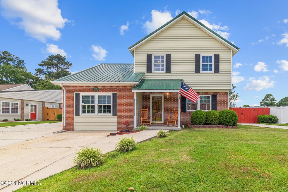 223 Spruce Ct, Jacksonville, NC 28546 - photo 1