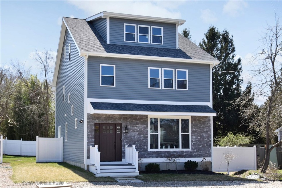 15 Hull St, Jamestown, RI 02835 - photo 1