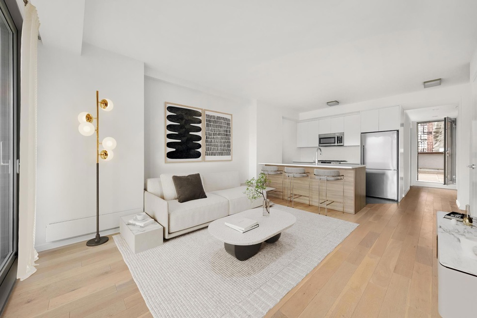 40 Pinehurst Ave unit 2-A, New York, NY 10033 - photo 1