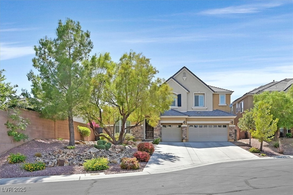 Welcome to 7033 Twin Forks Peak !!!
