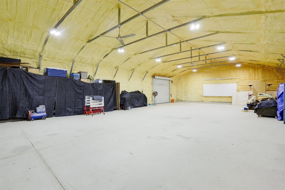 190 Private Road 4769, Boyd, TX 76023 - photo 1