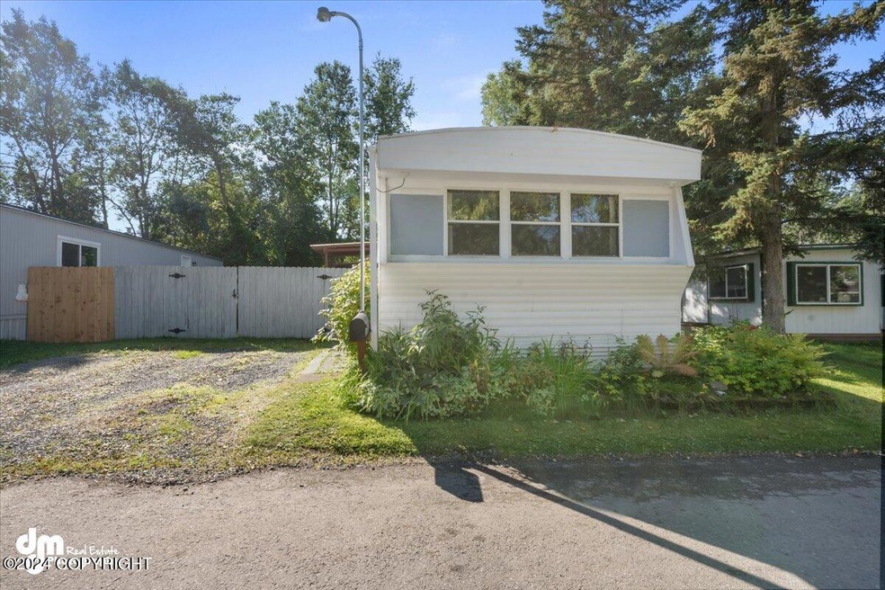01-Front Exterior-9591