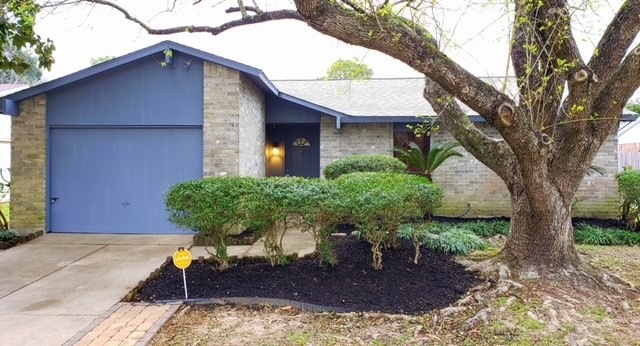 24410 Rockin Seven Dr, Hockley, TX 77447 - photo 1