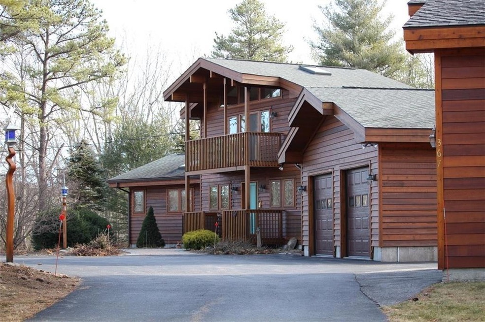 Impressive Home Entrance