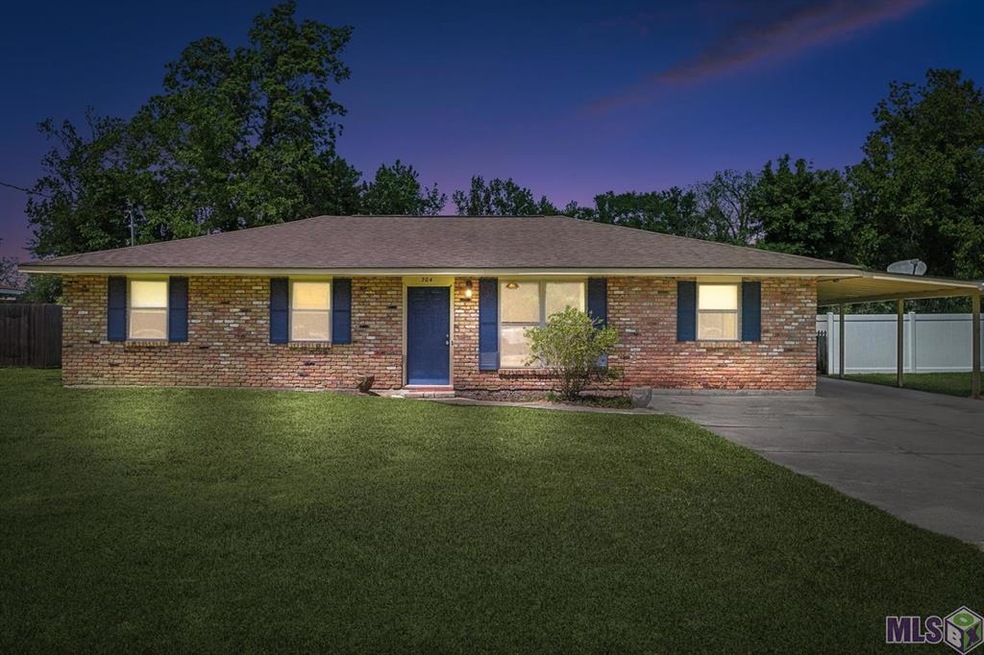 Sold • Co-Listing Agent