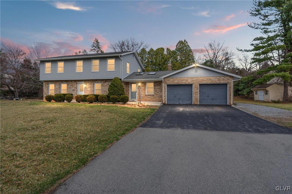 2021 Elbow Ln, Allentown, PA 18103 - photo 1