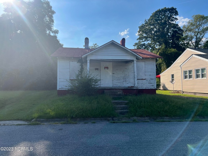 Front 104 Tyson Street