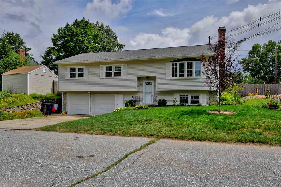 40 Dunloggin Rd, Nashua, NH 03063 - photo 1