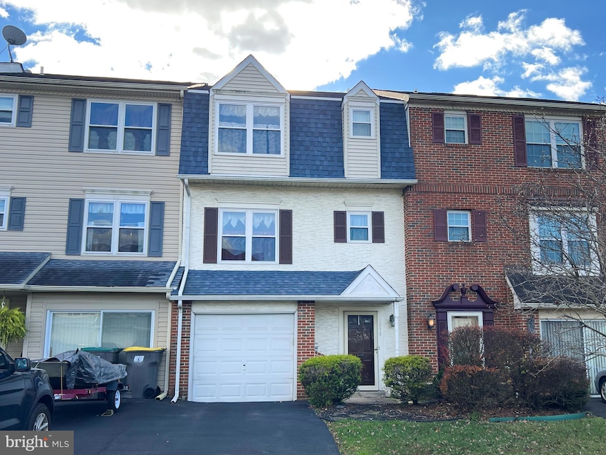 For Sale $225,000 • Co-Listing Agent