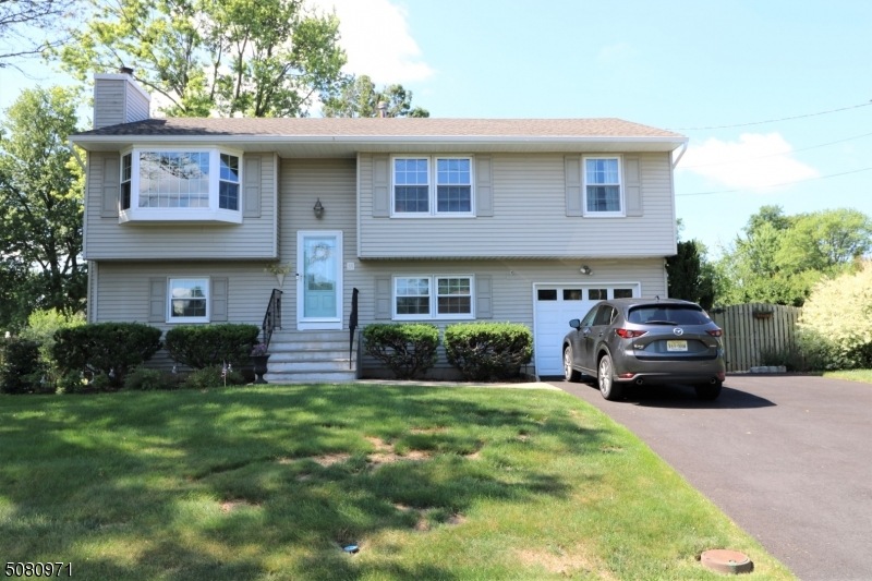 35 Fort St, Somerset, NJ 08873 - photo 1