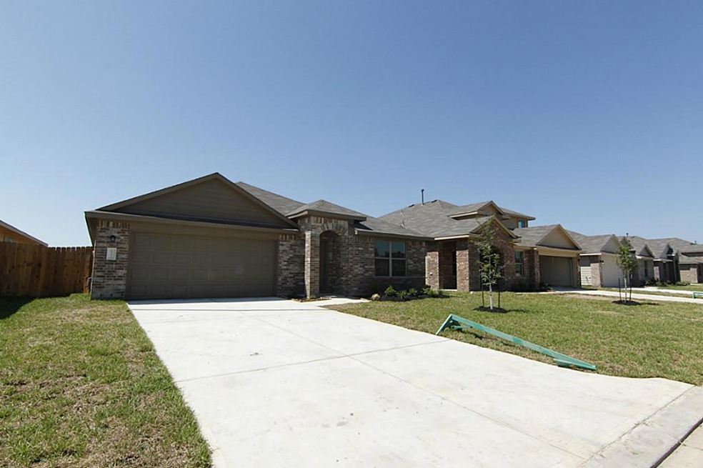 7231 Basque Country Dr, Magnolia, TX 77354 - photo 1