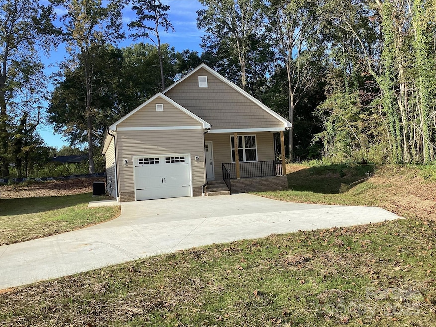 2540 Jake Alexander Blvd S, Salisbury, NC 28146 - photo 1