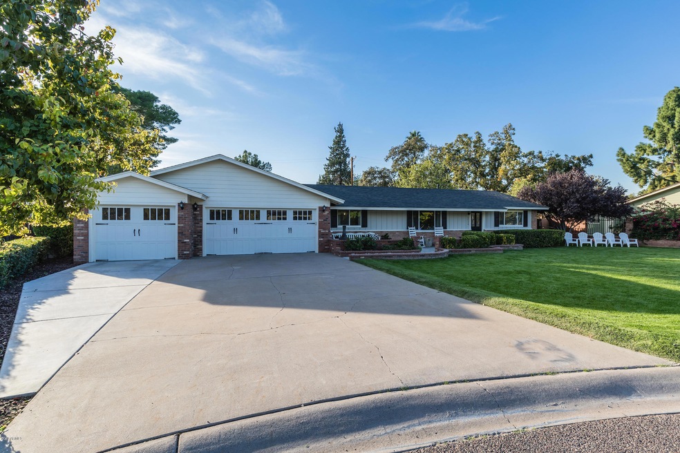 8044 N 15th Dr, Phoenix, AZ 85021 - photo 1