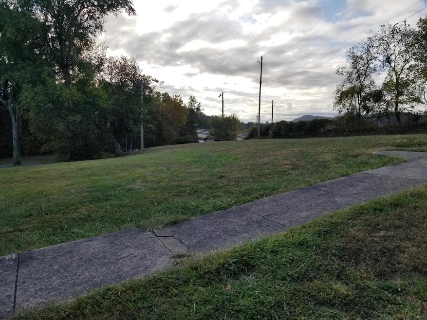 122 Kelly St, Clarksburg, WV 26301 - photo 1