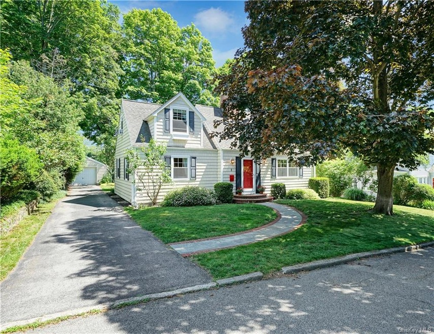 8 W Belvedere St, Cold Spring, NY 10516 - photo 1