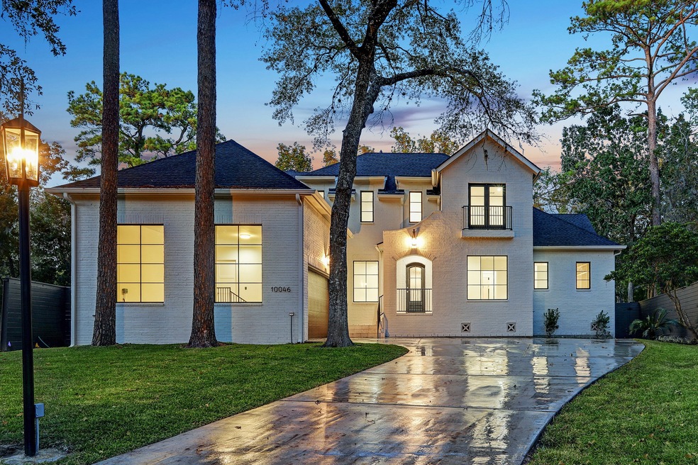 10046 Briar Dr, Houston, TX 77042 - photo 1