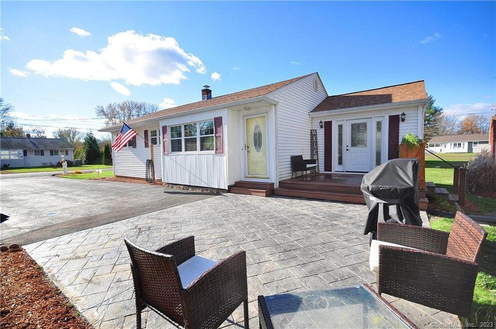 60 Broadleaf Ln, Enfield, CT 06082 - photo 1