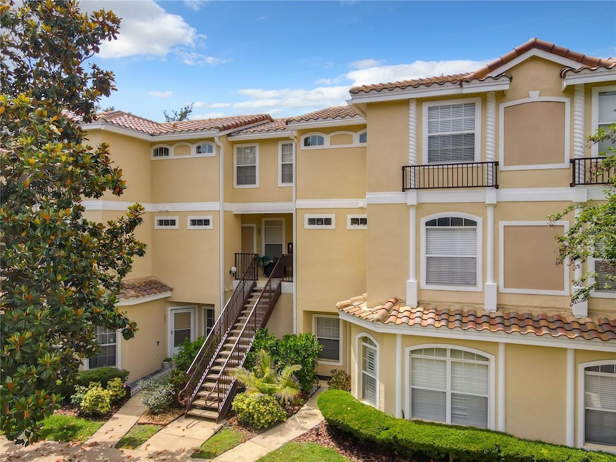Beautiful Townhome starts on the 2nd floor