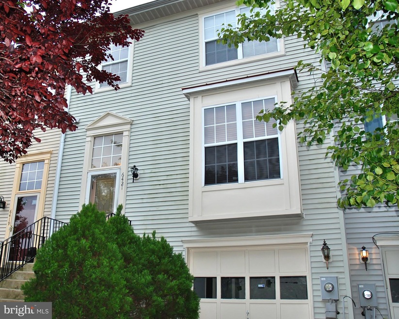 6421 Towncrest Ct W, Frederick, MD 21703 - photo 1
