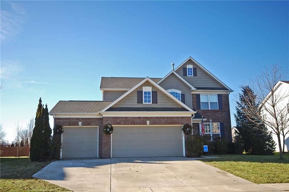 Fantastic 4 bedroom Noblesville home with a finished basement and 3-car garage.