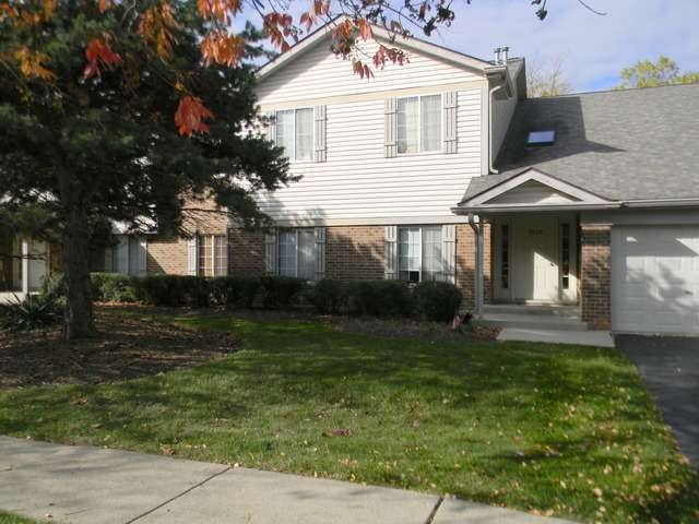 1520 Commodore Ln unit 7, Schaumburg, IL 60193 - photo 1