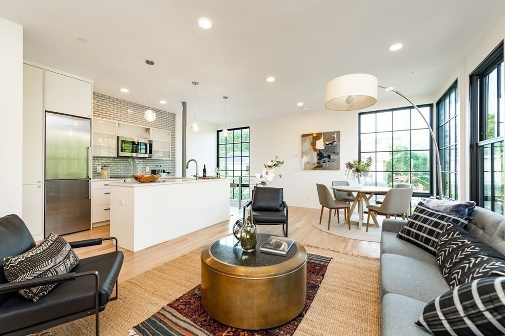 66 Hurley St unit 3, Cambridge, MA 02141 - photo 1