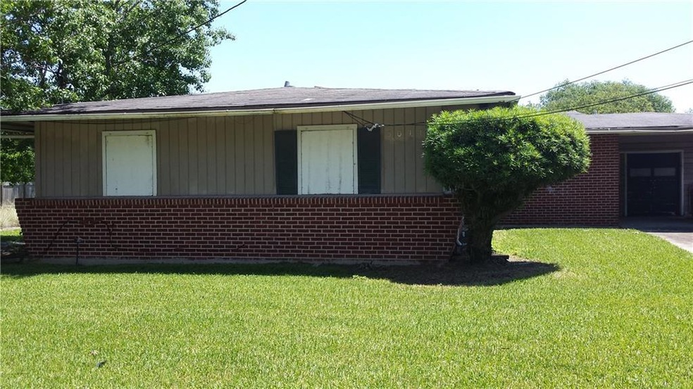 5011 Press Dr, New Orleans, LA 70126 - photo 1