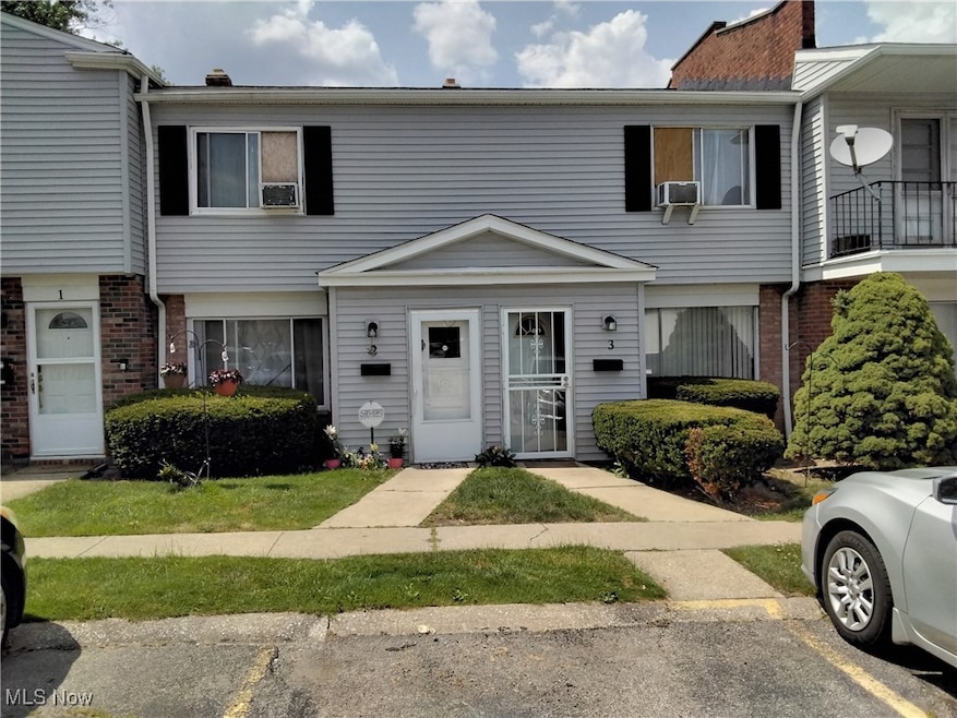 Pending $49,900 • Co-Listing Agent