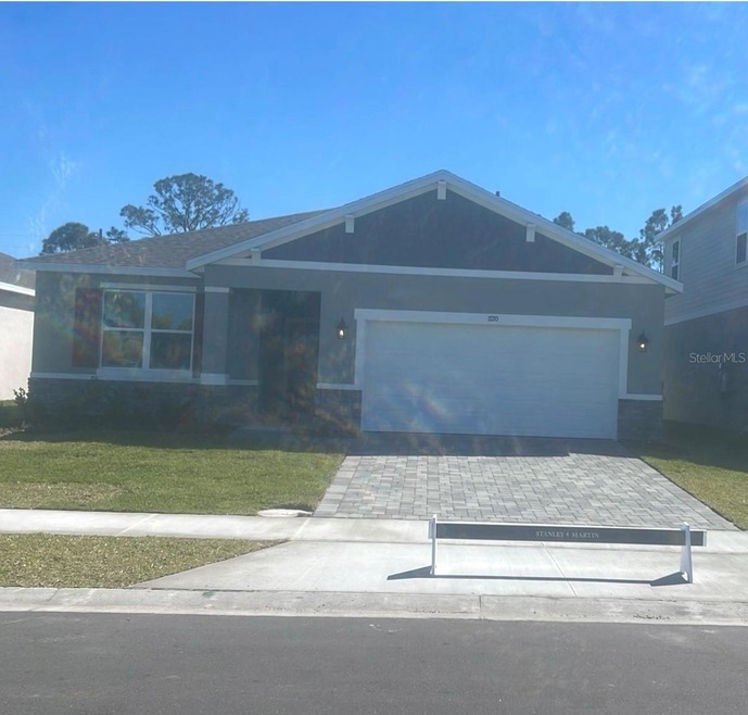 1720 Columbus Path, Saint Cloud, FL 34771 - photo 1