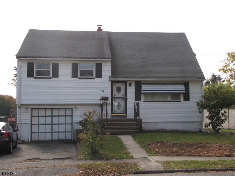134 Beverly Rd, Bloomfield, NJ 07003 - photo 1