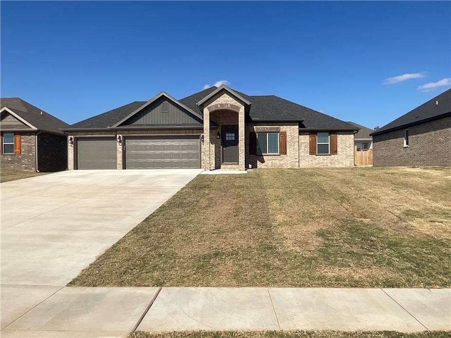 852 Sugar Loaf St, Prairie Grove, AR 72753 - photo 1