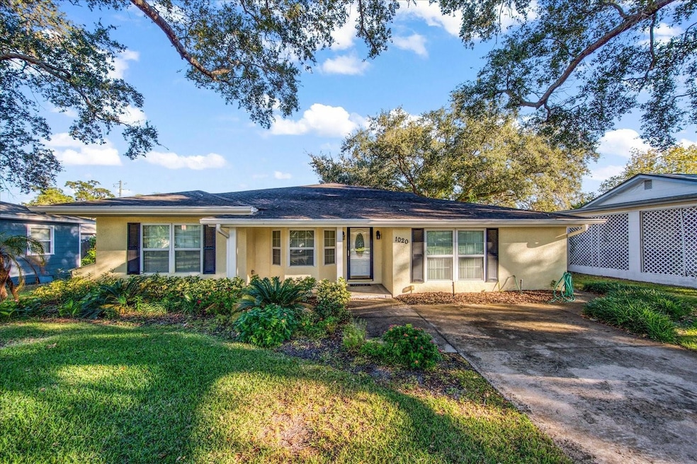 Sold $490,000 • Co-Listing Agent