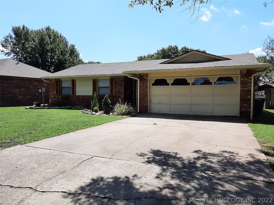 574 E 139th St, Glenpool, OK 74033 - photo 1