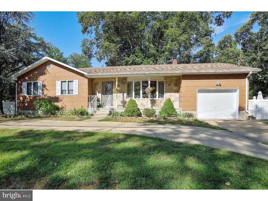 220 Maxwell Ave, Hightstown, NJ 08520 - photo 1