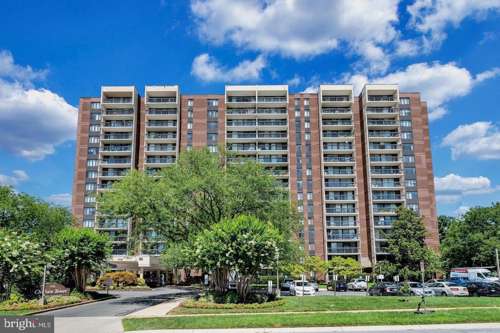 Chelsea Towers unit 210, Bethesda, MD 20817 - photo 1